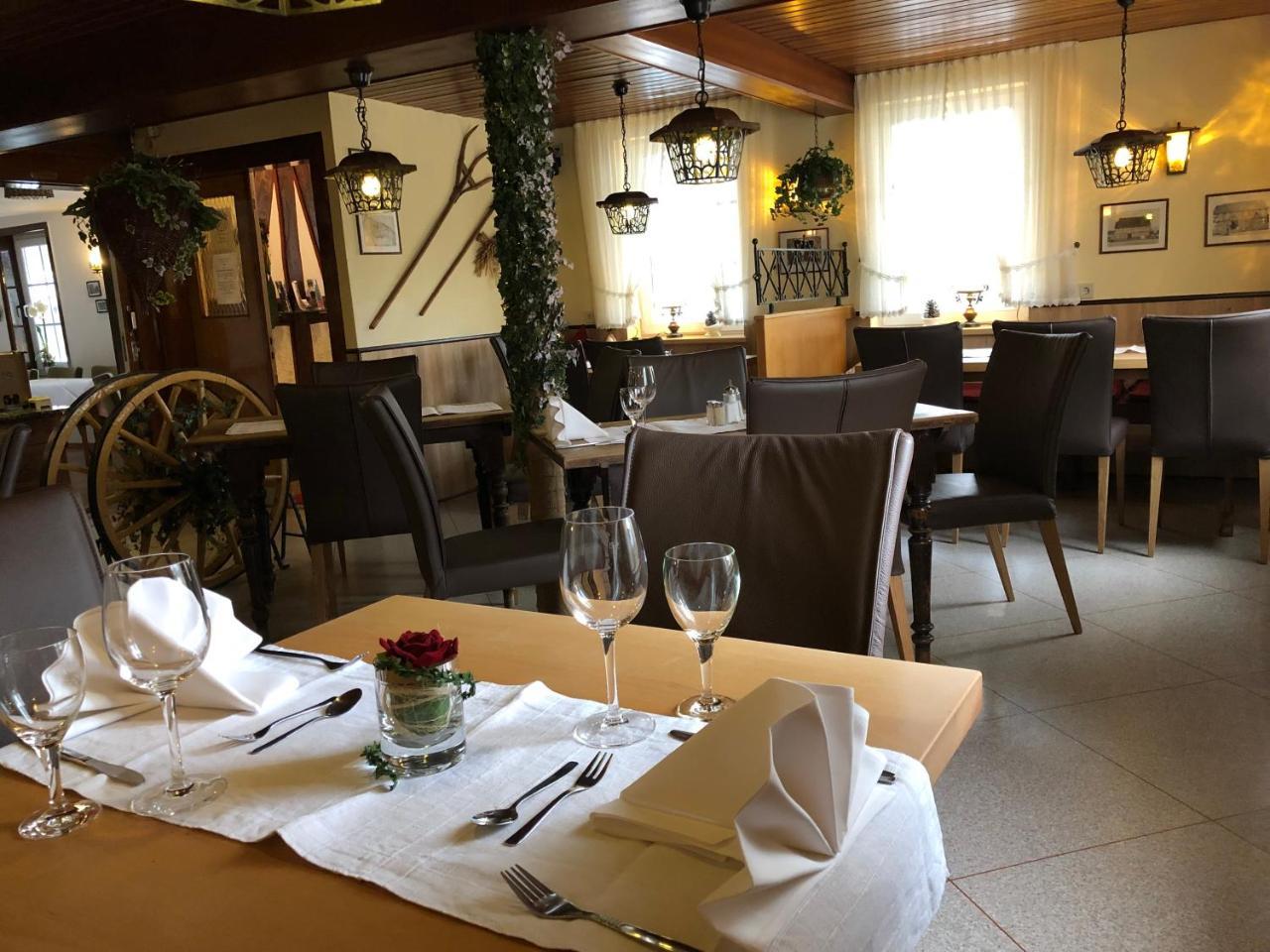Hotel Orthwein -Kostenfreie Parkplaetze- Cölbe Kültér fotó